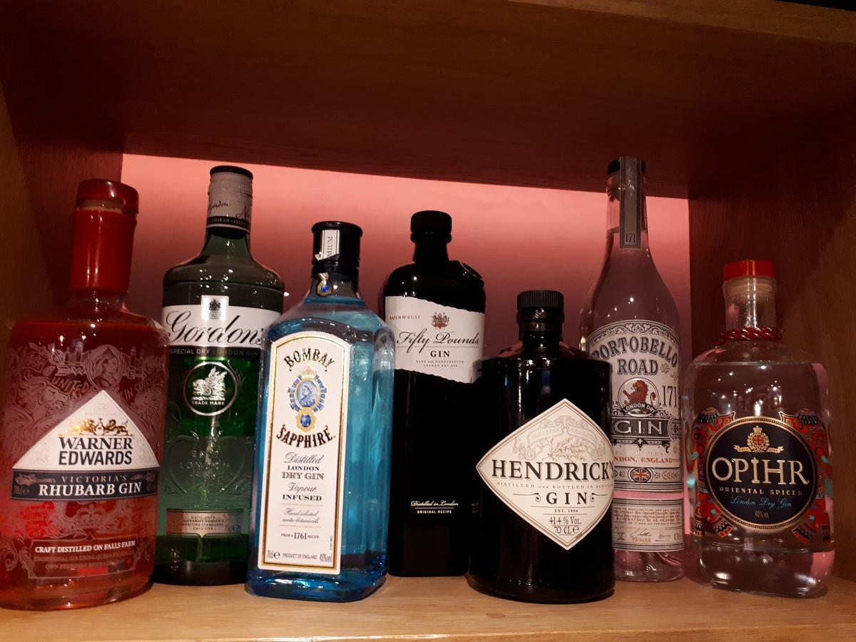 Ty Glyndwr Bunkhouse, Bar And Cafe Hostel Caernarfon Ngoại thất bức ảnh