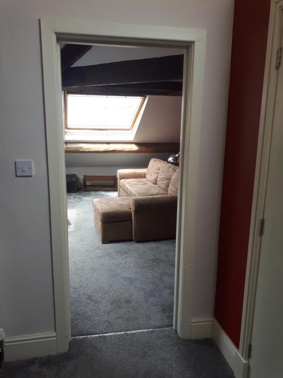 Ty Glyndwr Bunkhouse, Bar And Cafe Hostel Caernarfon Ngoại thất bức ảnh